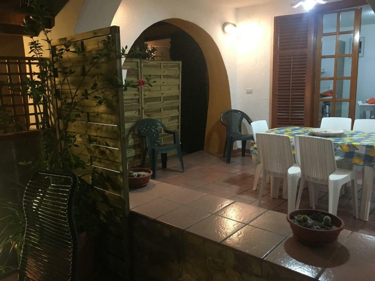 Appartamenti Cala Azzurra 斯科佩洛 外观 照片